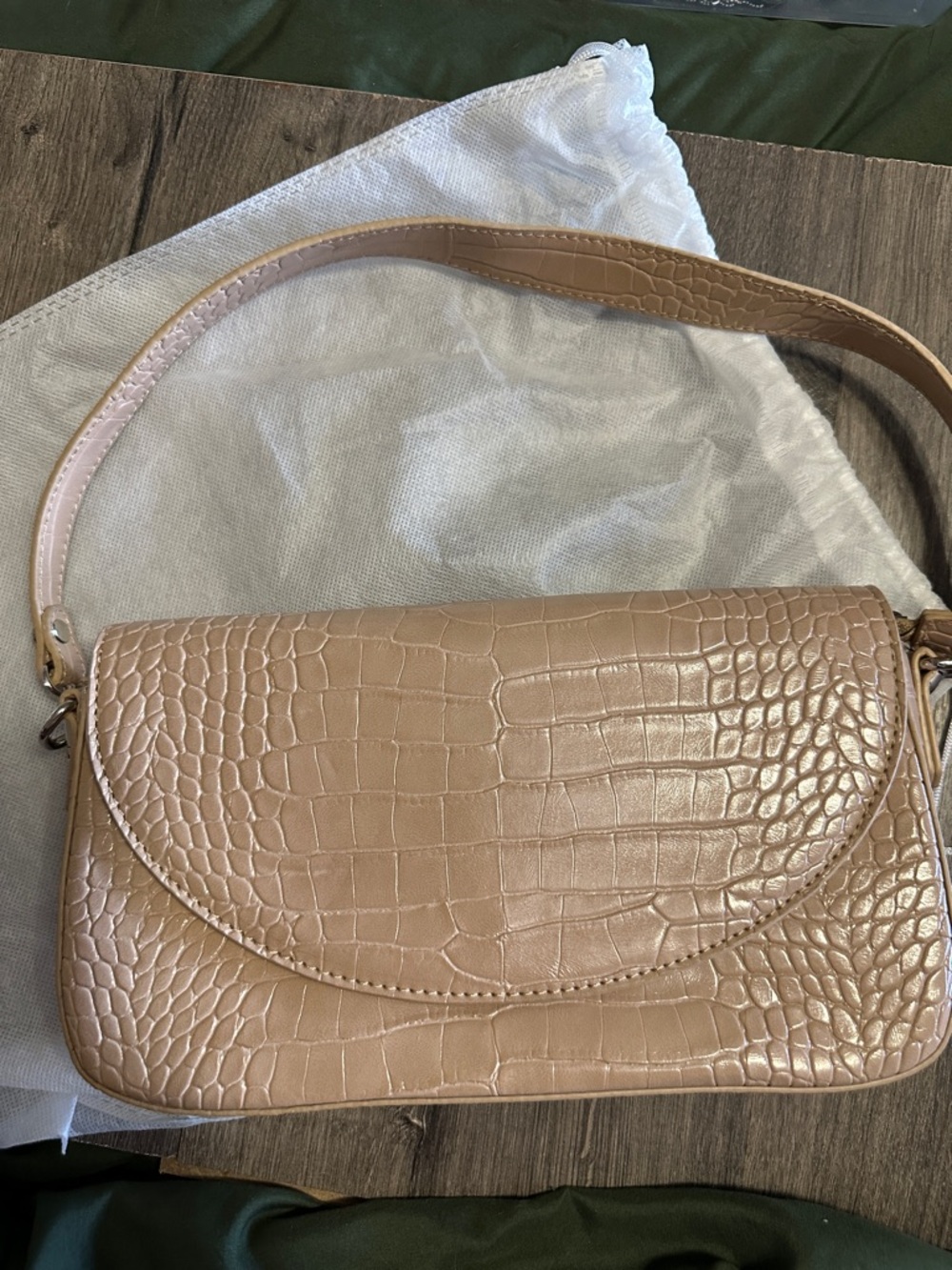 Lovevook Croc-Embossed Shoulder Bag in Beige- never used